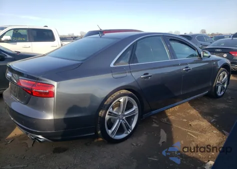 2016 Audi S8 Quattro из США, поврежденный, VIN WAUJSAFD5GN003369